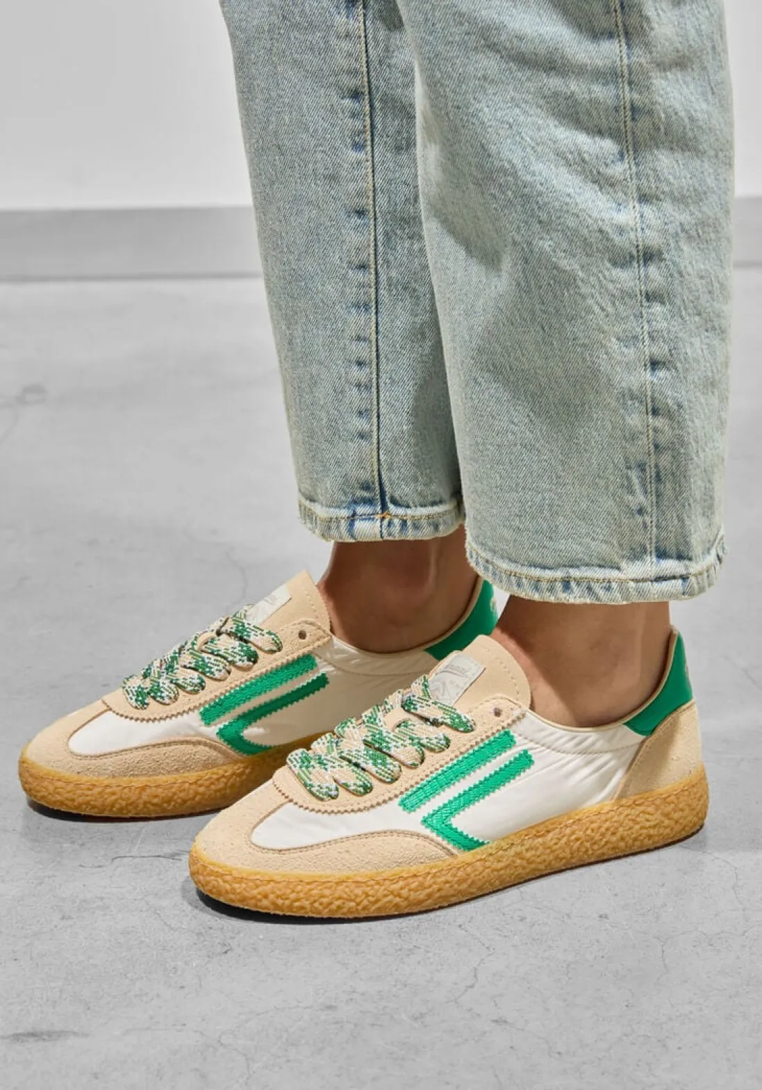 PURAAI lage sneakers 6.01 xs beige Clearance