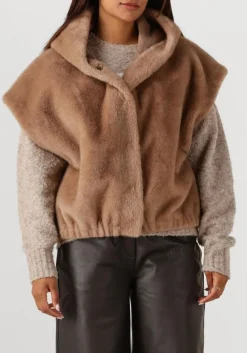 STUDIO AR e faux fur jas olena bruin