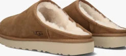 UGG pantoffels m classic slip-on cognac Outlet