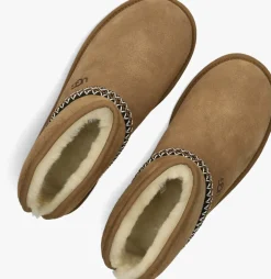 UGG vachtlaarzen classic mini crescent cognac
