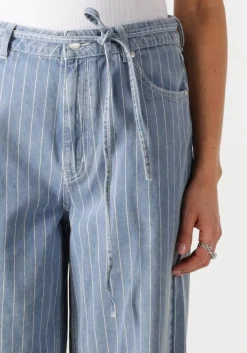 SECOND FEMALE e straight leg jeans layne jeans lichtblauw Outlet