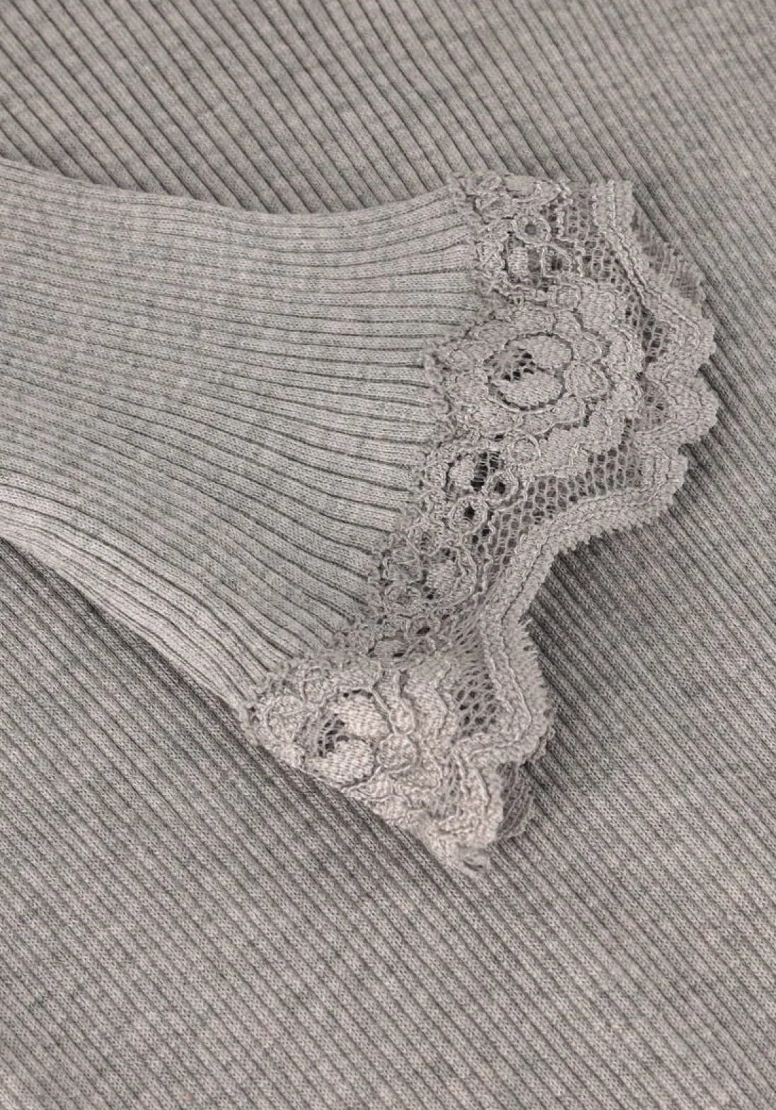 ROSEMUNDE lichtgrijze top babette silk t-shirt lace lichtgrijs Sale