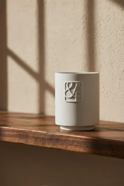 AUGUST & PIERS te geurkaarsen darling 90gr - scented candle wit Online