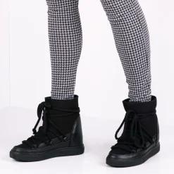 INUIKII e vachtlaarzen classic zwart Online