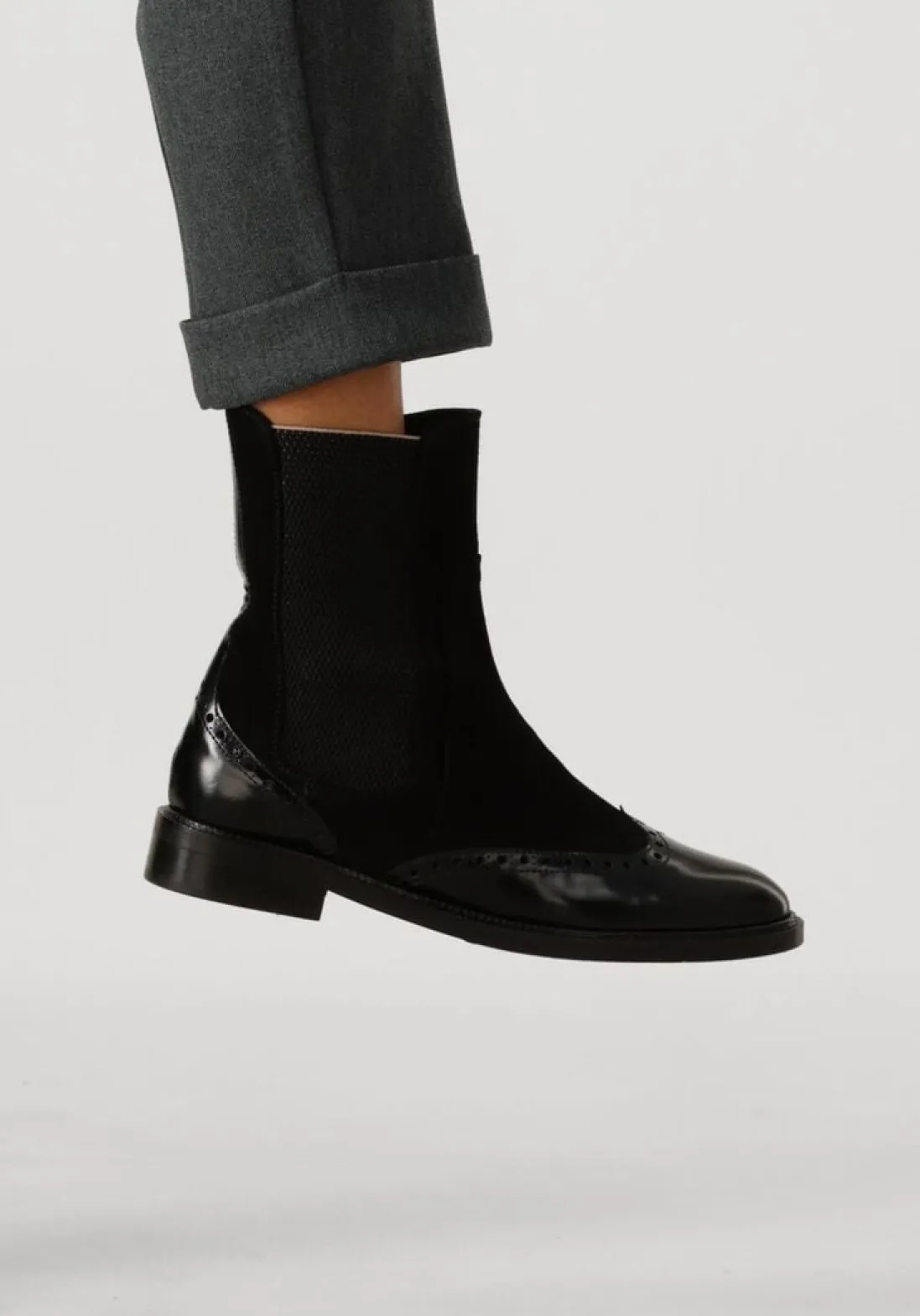 PERTINI e enkellaarsjes 32068 zwart Best