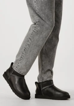 UGG e vachtlaarzen m classic ultra mini zwart